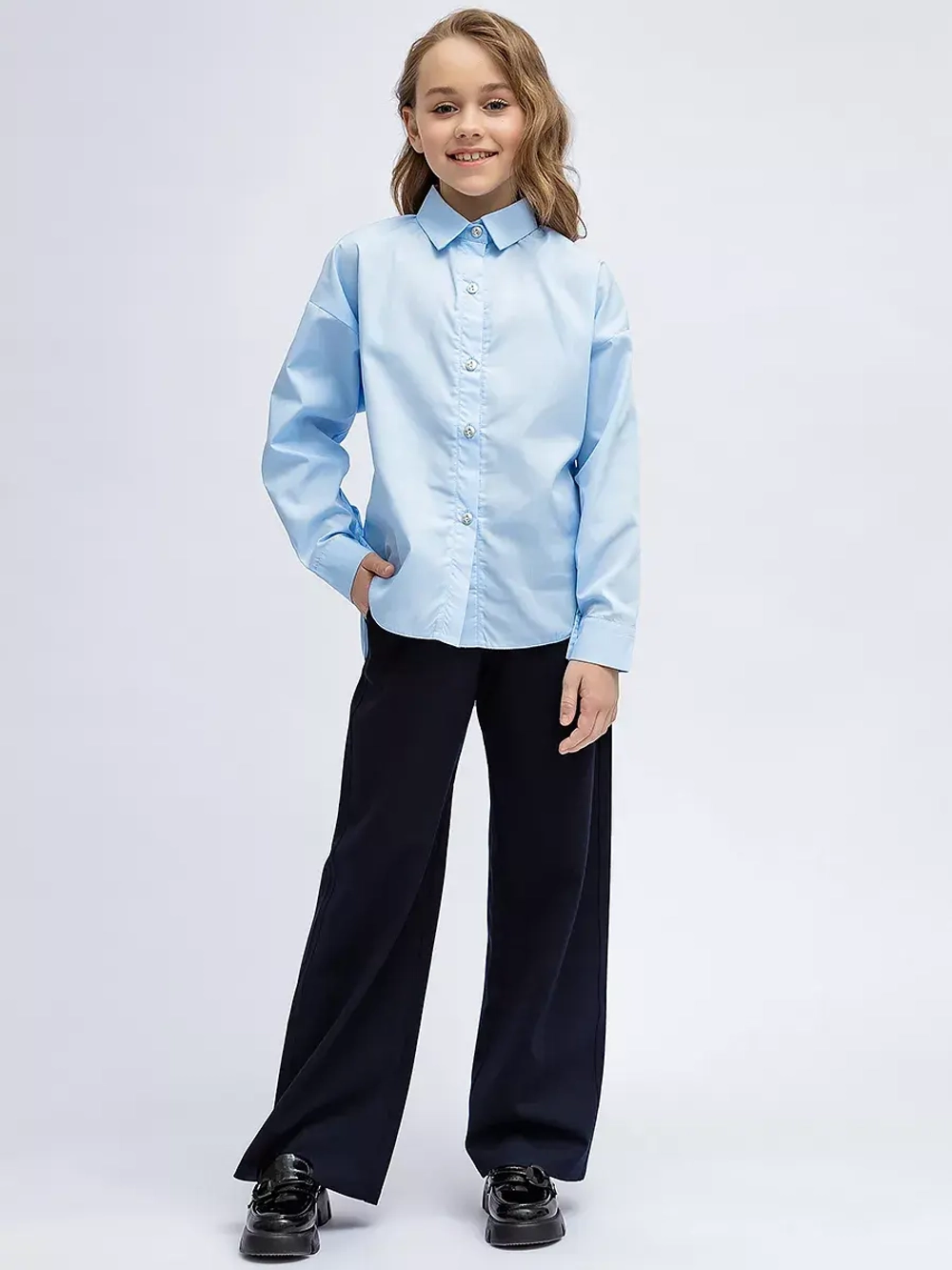 Школьная рубашка классическая oversize