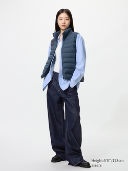 UNIQLO Жилет PUFFERTECH, синий