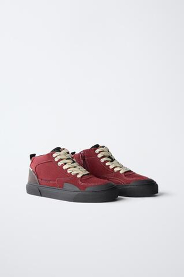 ZARA СПОРТИВНЫЕ КРОССОВКИ В СТИЛЕ СКЕЙТ, ГРАНАТОВЫЙ