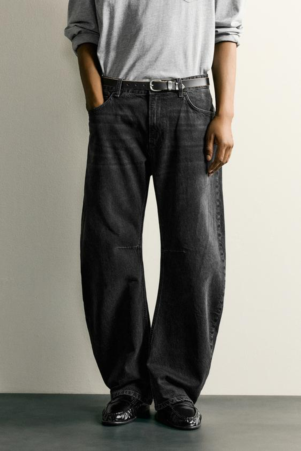 ZARA ДЖИНСЫ STRAIGHT BARREL, УГОЛЬНЫЙ