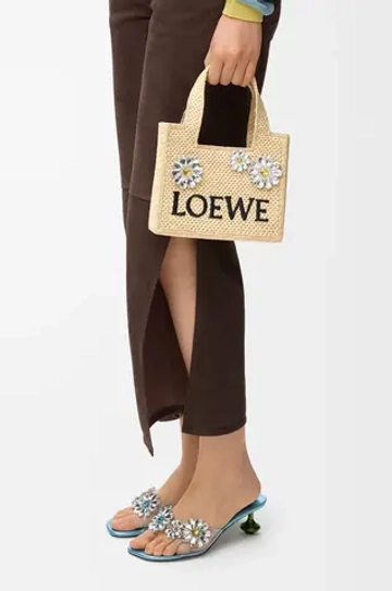 Loewe Мини-сумка Font из рафии, натуральный