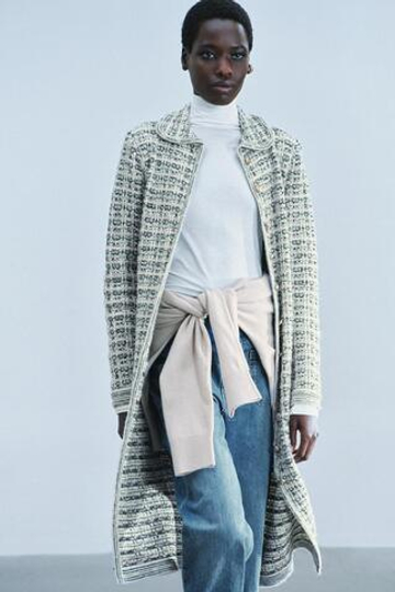 ZARA ДЛИННОЕ ФАКТУРНОЕ ПАЛЬТО С БЛЕСТЯЩЕЙ НИТЬЮ, ЗЕЛЕНЫЙ