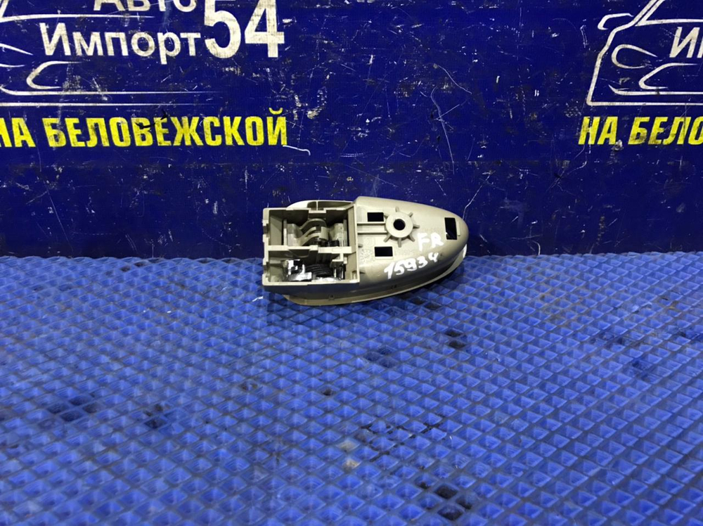 Ручка двери передней правой салонная TOYOTA AVENSIS 2012-2015
