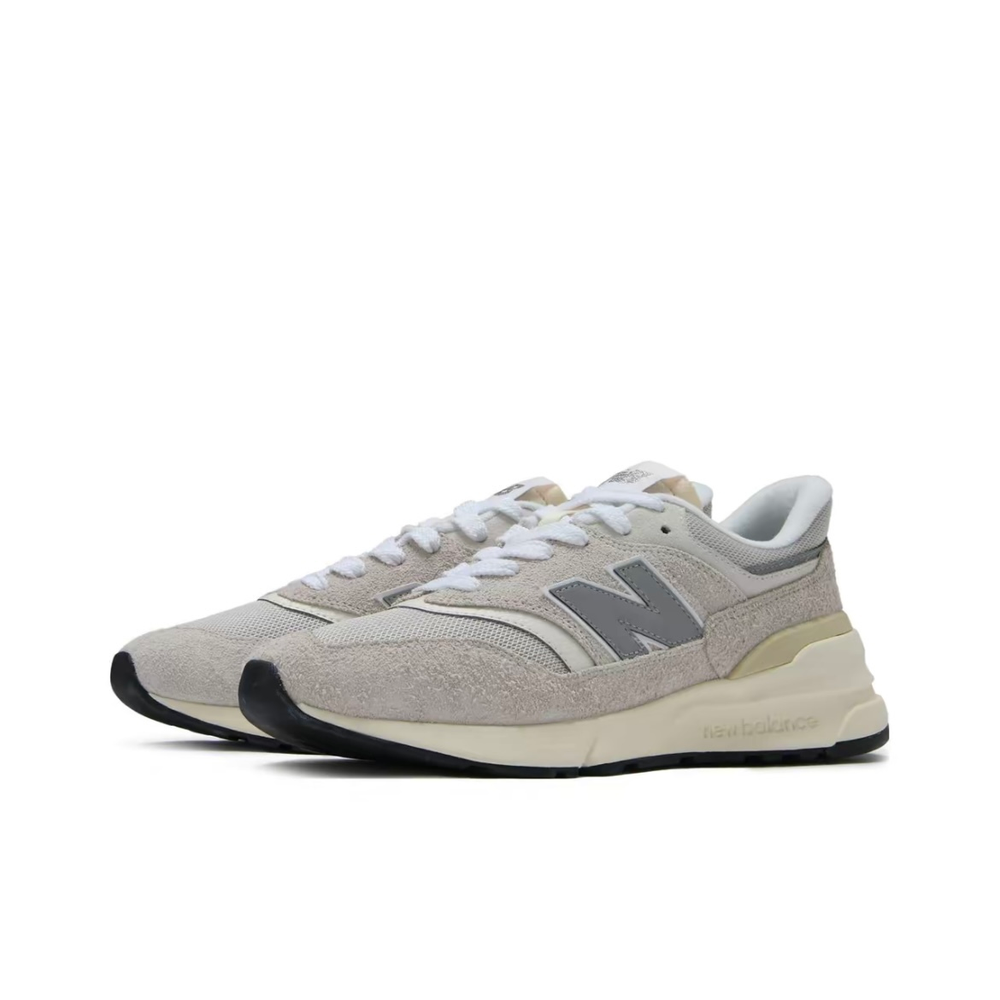 New Balance 997R "Moonbeam"