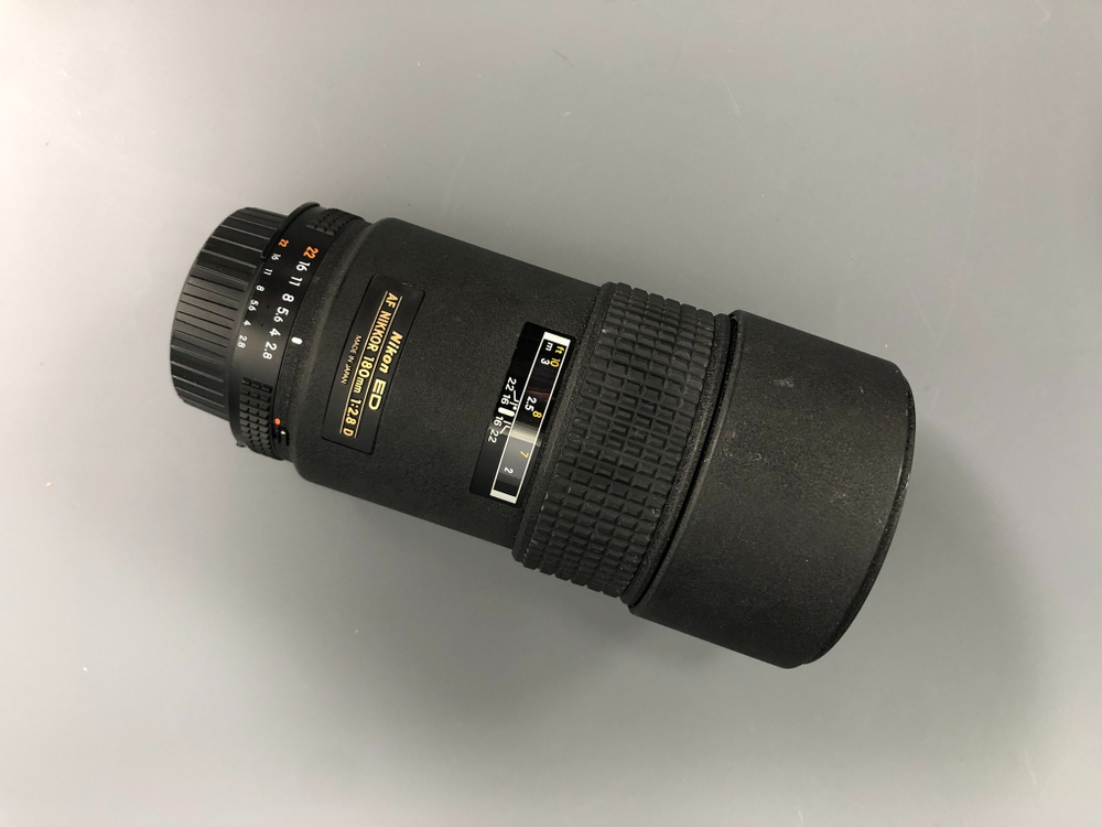 Nikon 180mm 2.8D ED-IF AF Nikkor
