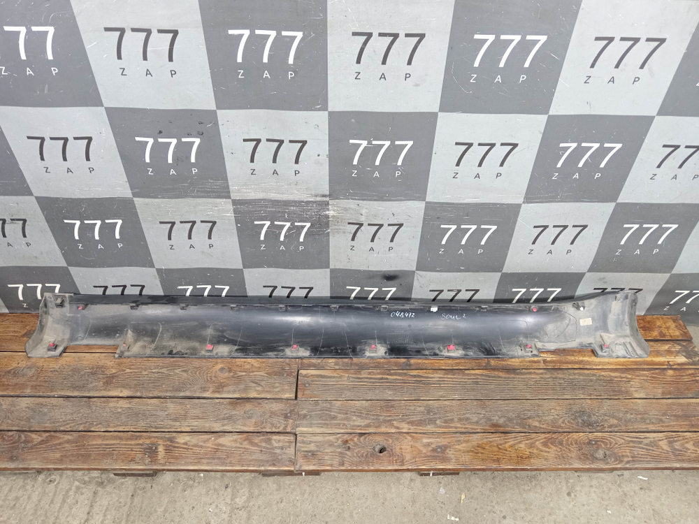 Накладка порога правого Kia Soul 2 (PS) 13-19 Б/У Оригинал 87752B2000