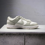 Nike SB Dunk Low • Gray