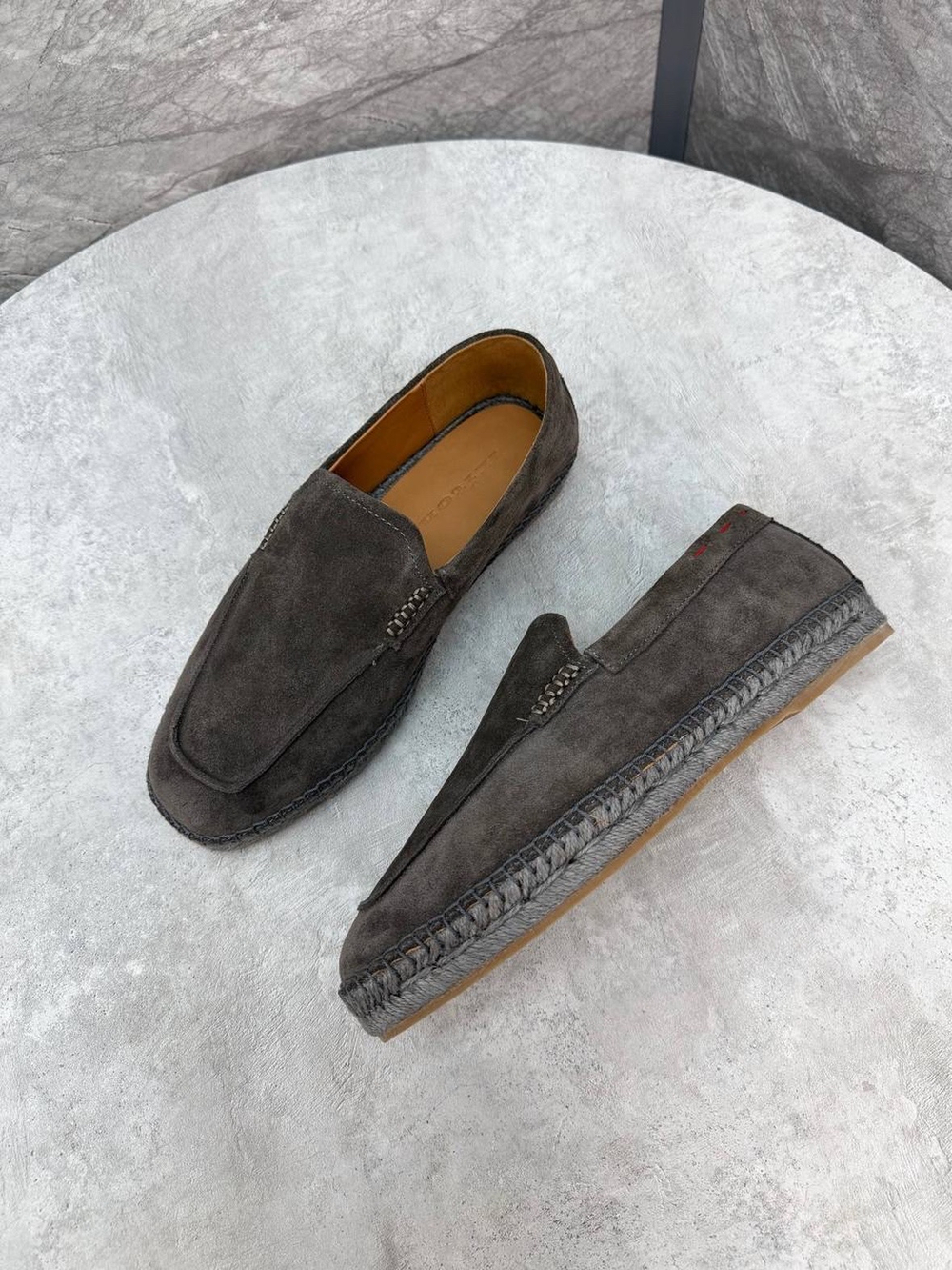 Эспадрильи Kiton