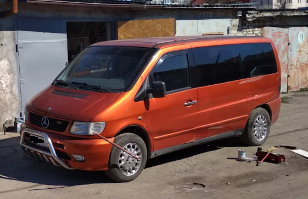 Панель левой двери Mercedes Vito W638 1995-2003 (Polcar)