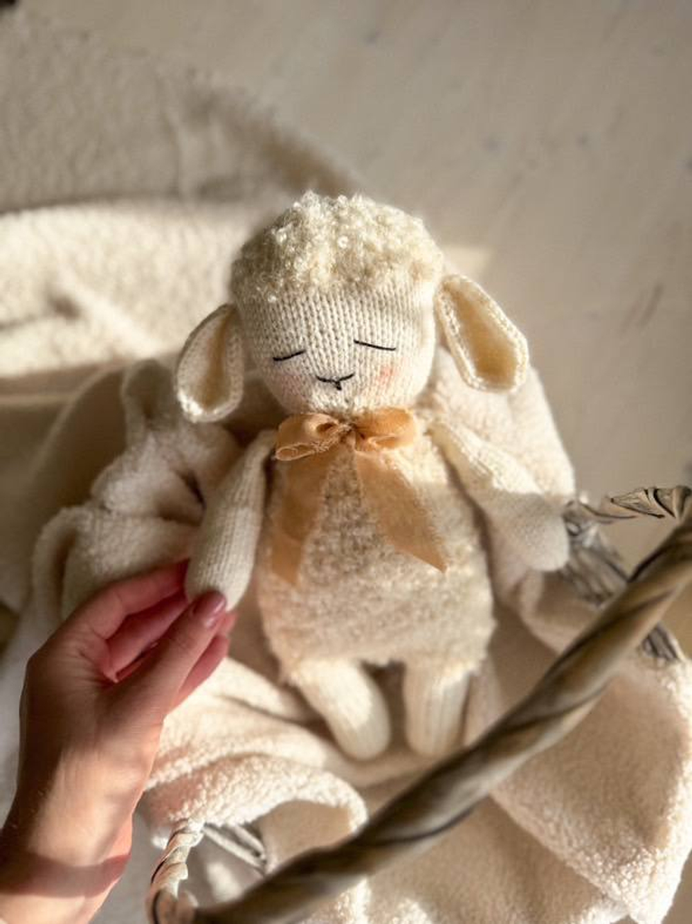 Пряжа для вязания Буклированная Alpaca Bukle, цвет морковный (100гр - 1шт) букле
