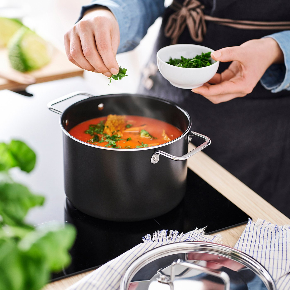 IKEA GULDÖRING  (ИКЕА ГУЛДЁРИНГ)  -  Кастрюля с крышкой - антипригарное покрытие нержавеющая сталь/чёрно-серый 3 л