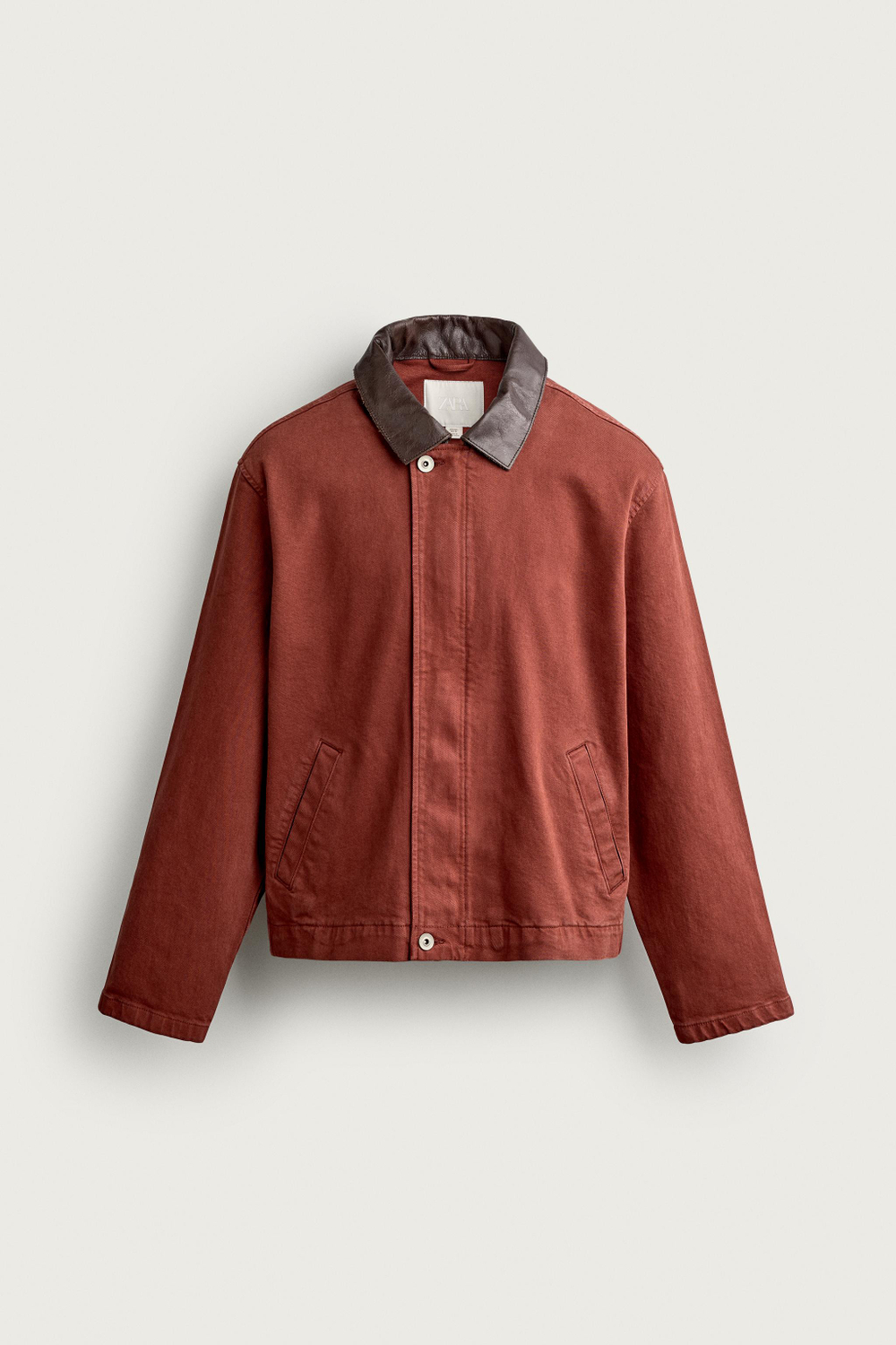 УКОРОЧЕННАЯ КУРТКА С КОНТРАСТНЫМ ВОРОТНИКОМ — ZARA · 0122/312