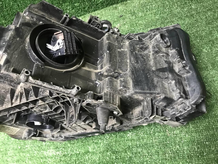 Фара левая BMW 5er G30 (17-20) Adaptive LED