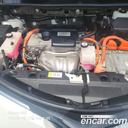Toyota RAV4 2.5 4WD Hybrid — 2017