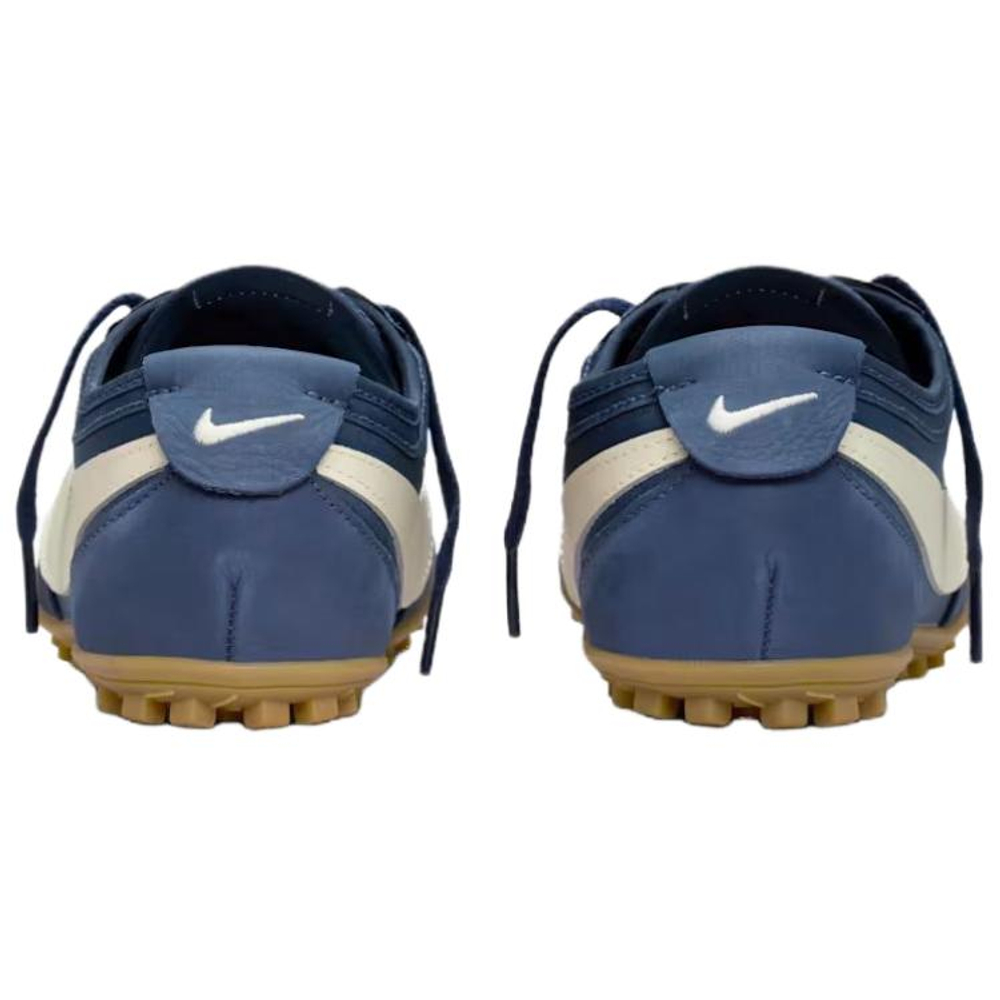Nike Moon