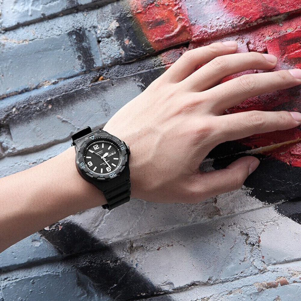 Часы CASIO YOUTH STANDARD, MRW-200H-1B2