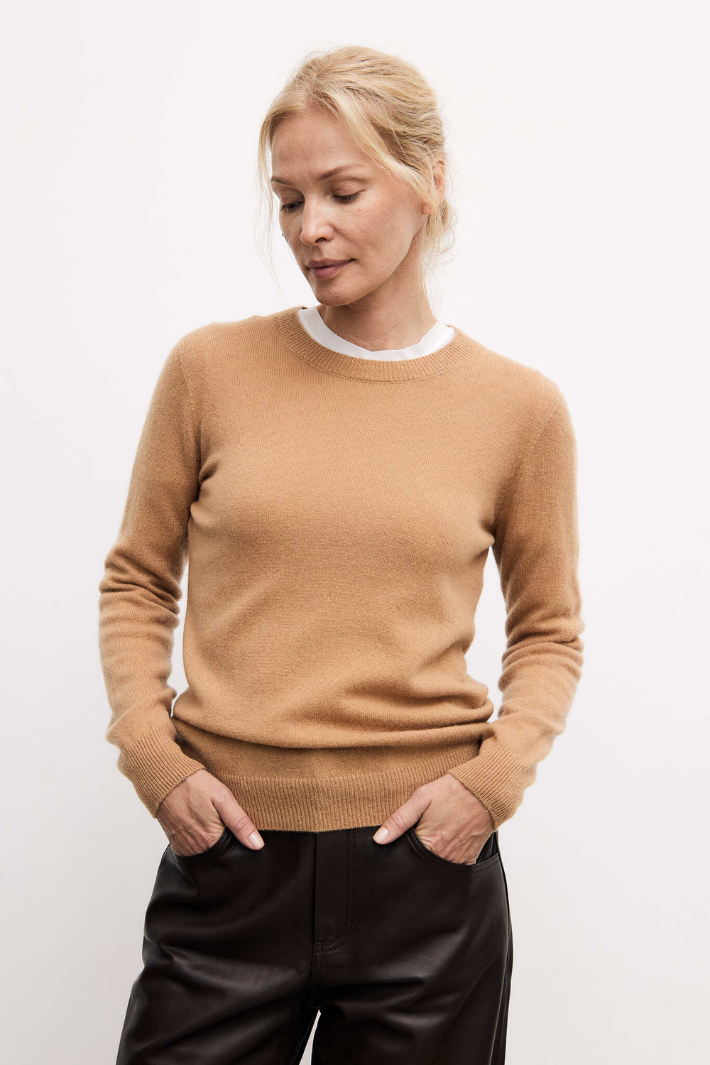 Jumper caramel color