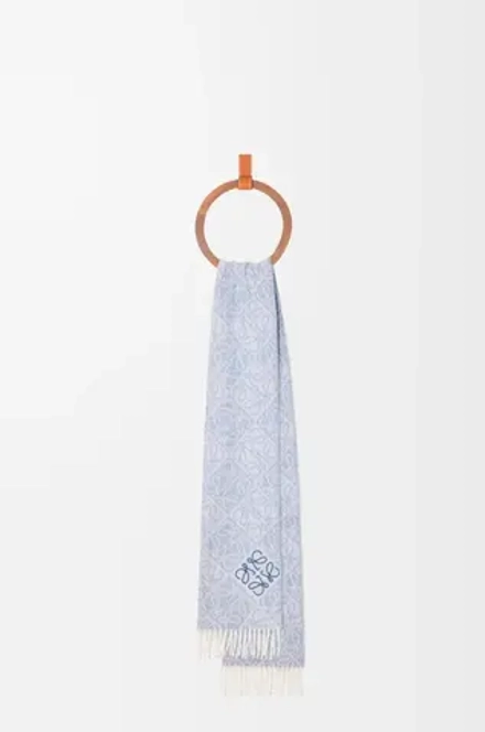 Шарф LOEWE
