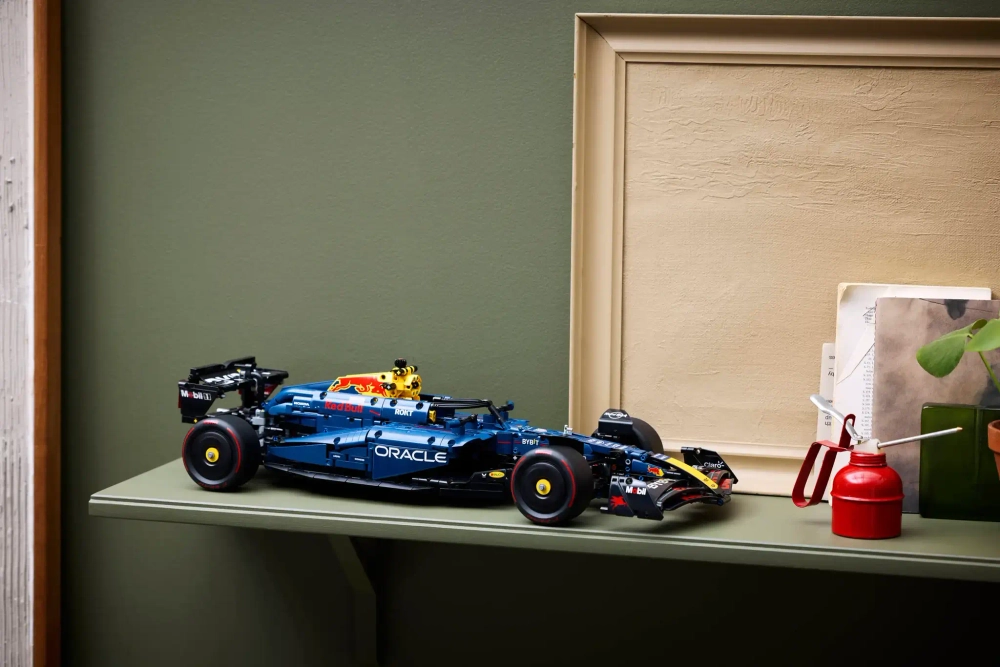 Конструктор LEGO Technic 42206 Болид Формулы-1 Oracle Red Bull Racing RB20