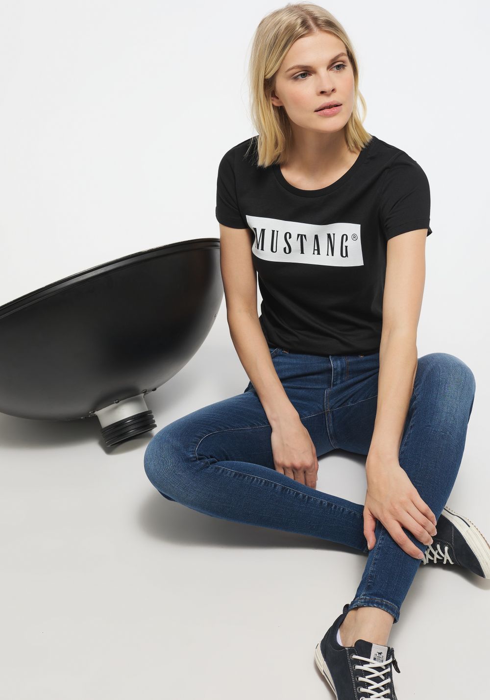 Футболка Alina C Logo Tee 1013220-4142