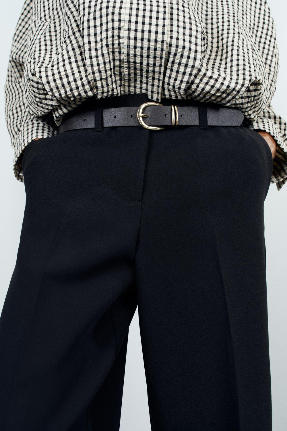 ZARA БРЮКИ С ОТВОРОТАМИ, ЧЕРНЫЙ