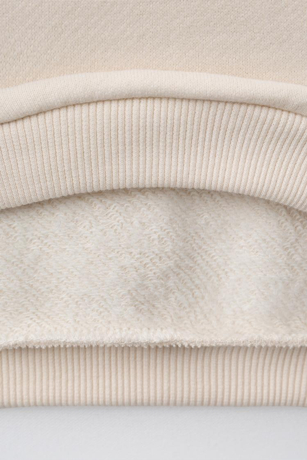 ZARA КОМПЛЕКТ ИЗ ТОЛСТОВКИ И БРЮК-ДЖОГГЕРОВ, ЭКРЮ