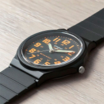 Наручные часы Casio MQ-71-4B