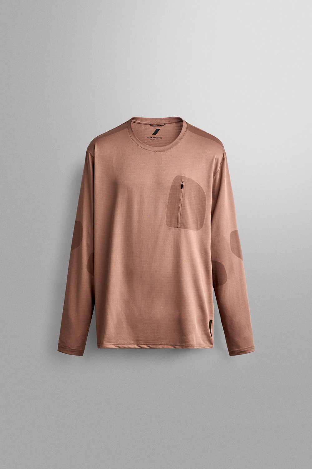 СПОРТИВНАЯ ФУТБОЛКА С ДЛИННЫМИ РУКАВАМИ И КАРМАНОМ — ZARA