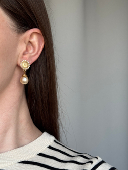 Клипсы с «жемчужными» подвесками Givenchy