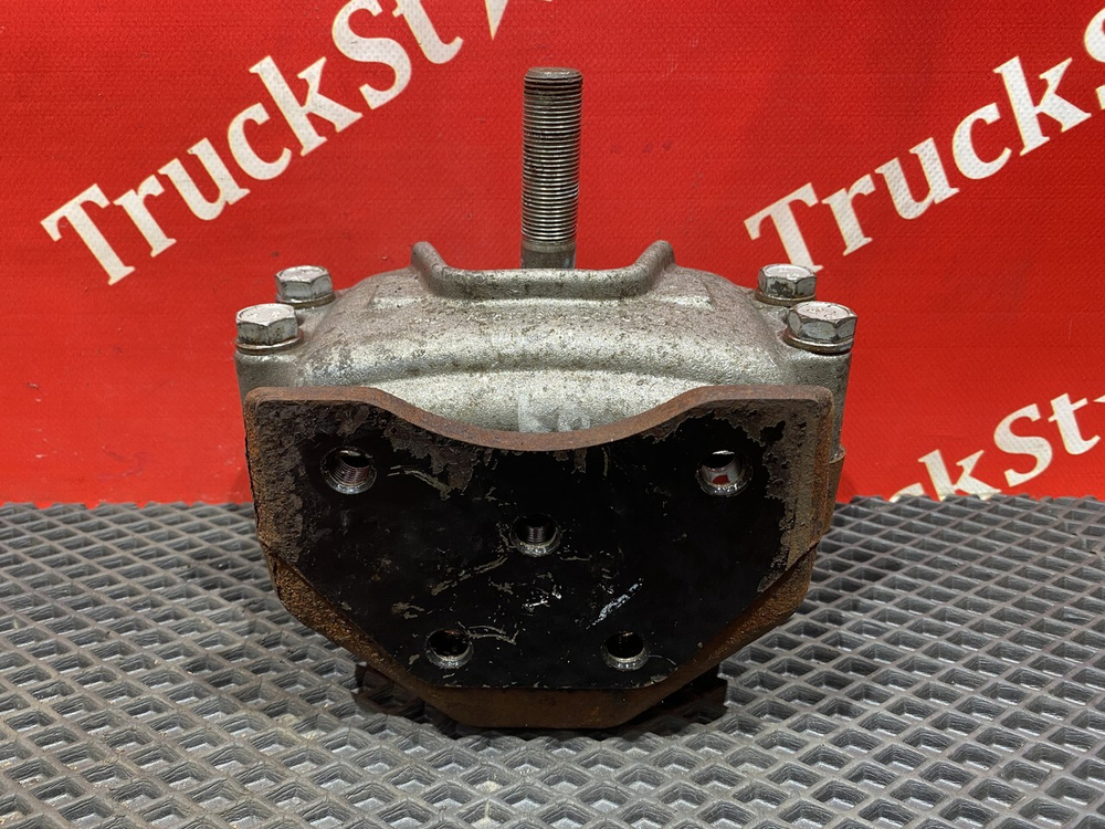 Подушка двигателя задняя 2018г