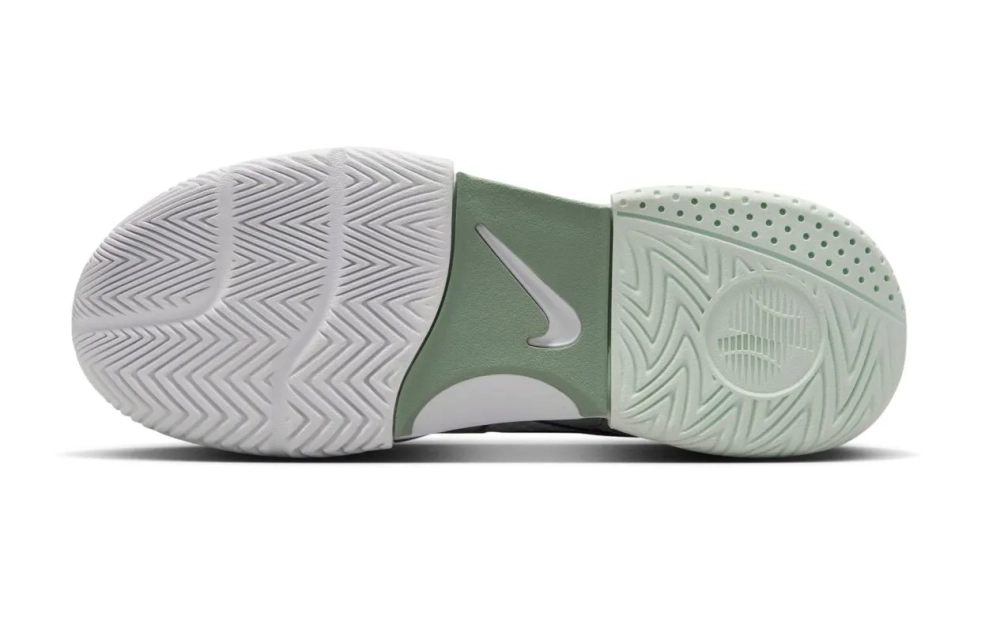 Женские теннисные кроссовки Nike Court Lite 4 - white/steam barely/green