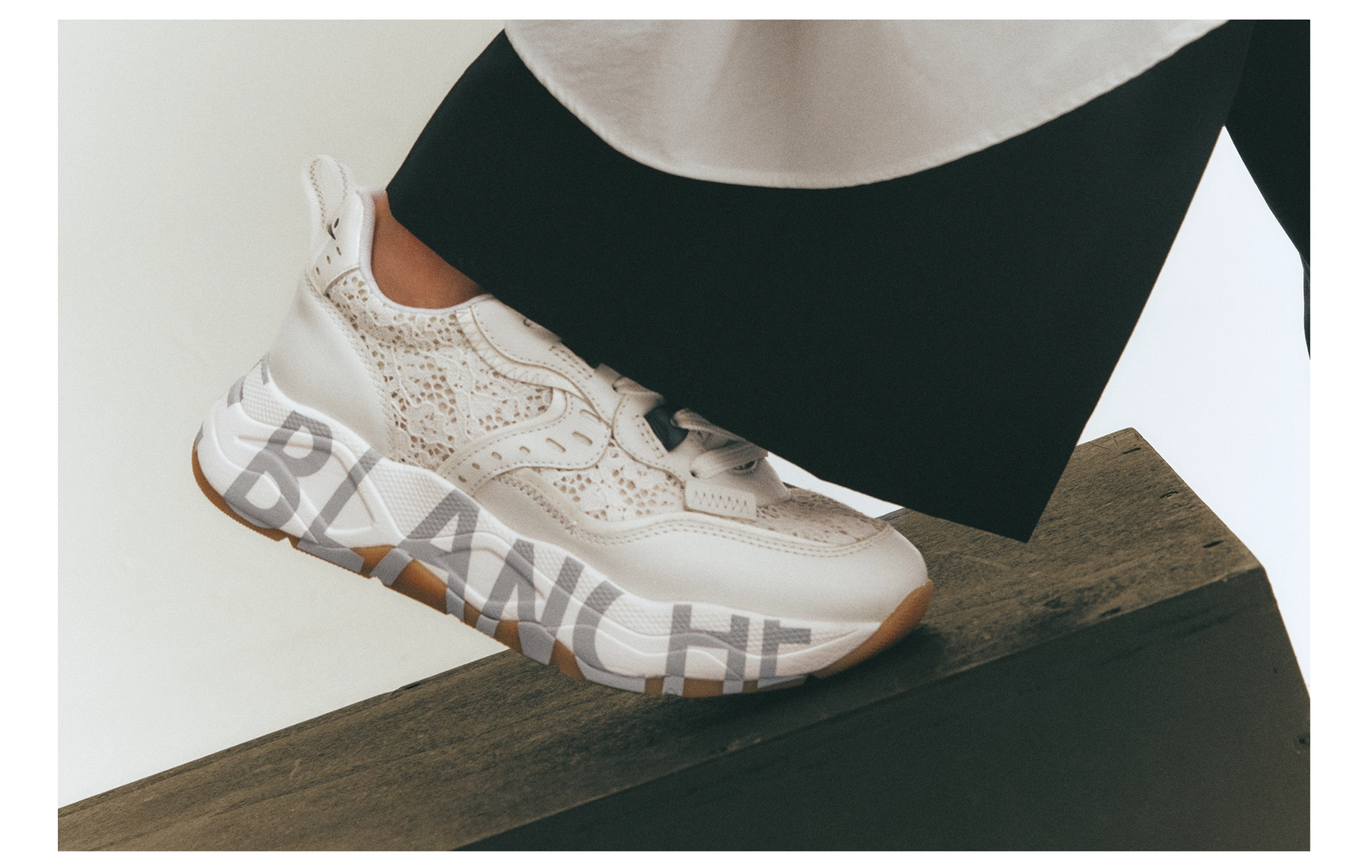 Voile Blanche что за бренд?