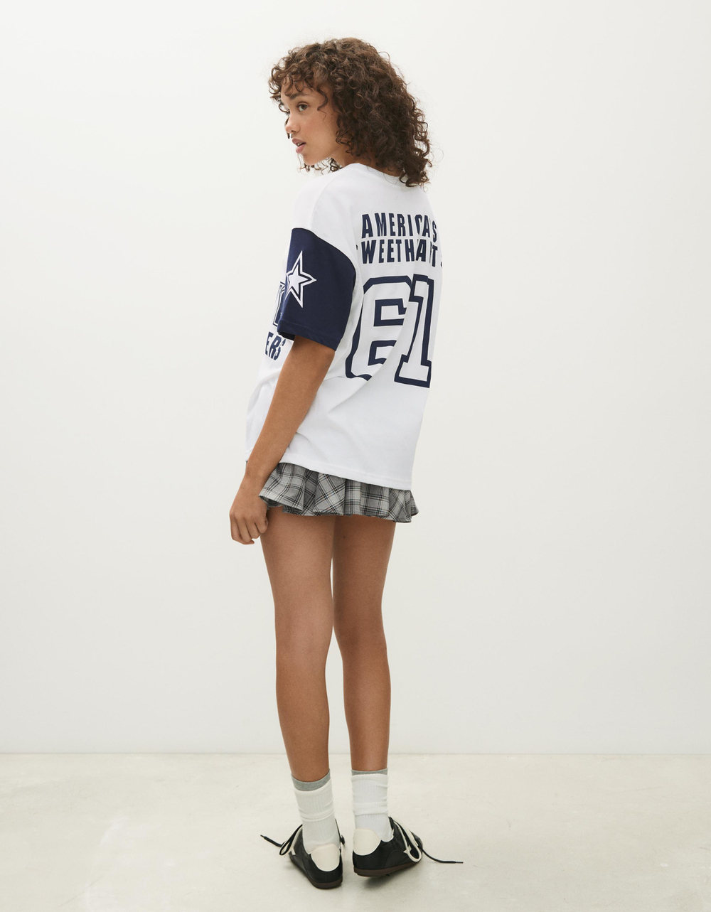 Женская футболка DALLAS COWBOYS CHEERLEADERS - BERSHKA