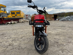SIMgo Thunder 30 (U5), вид спереди с фарой и передним багажником