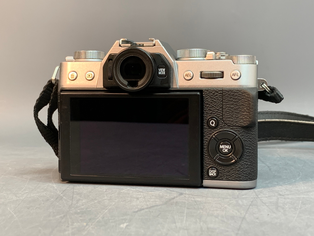 Fujifilm X-T20 Body 13.966 Кадров