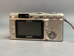 Fujifilm FinePix F810 неисправна матрица