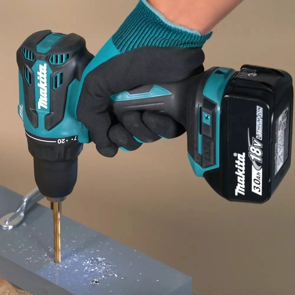 Дрель-шуруповерт Makita DDF490SFJ аккум. патрон:быстрозажимной (кейс в комплекте)