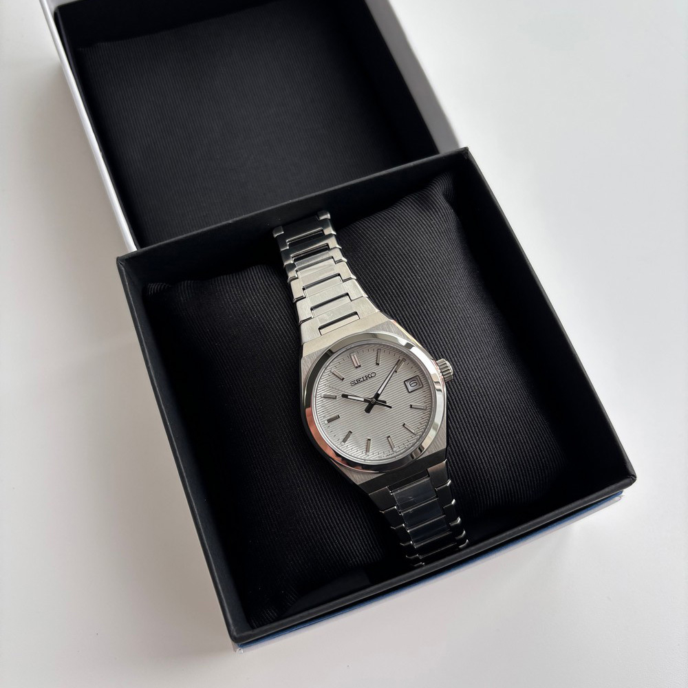 Seiko SUR573