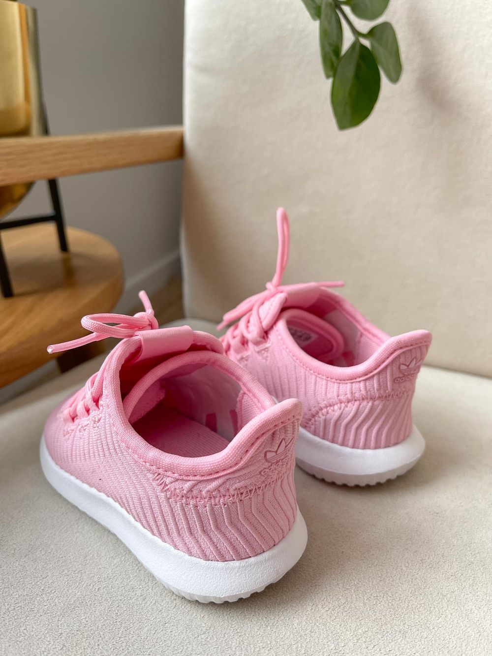 Кроссовки Adidas
