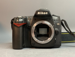 Nikon D90