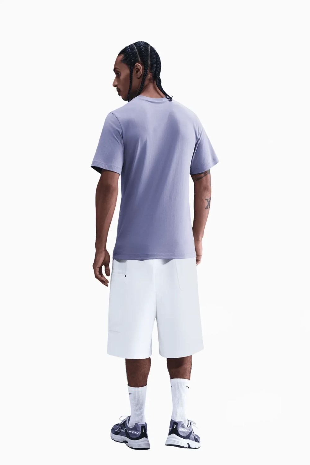 Футболка Nike Sportswear Club - фиолетовый