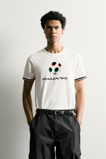 ФУТБОЛКА КОНТРАСТНАЯ ИТАЛИЯ 90 FIFA WORLD CUP™ FIFA CLASSICS — ZARA