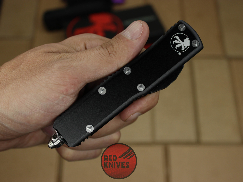 Нож Microtech UTX-85 T/E - черная рукоять, танто клинок, сатин + запчасти RK-390
