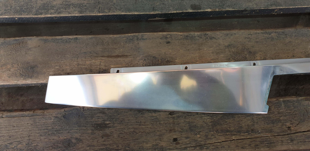 Накладка двери передней правой Mercedes S (W222) 13-20 Б/У Оригинал A2226900887