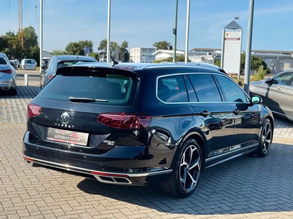 Volkswagen Passat Variant R-Line