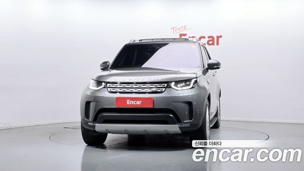 Land Rover Discovery 3.0 TD6 HSE Luxury — 2018