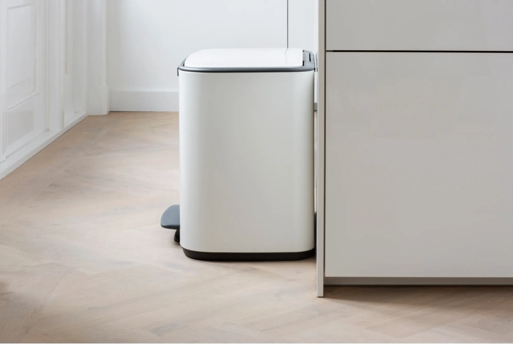 Brabantia Контейнер для мусора Bo 36л белый 121388