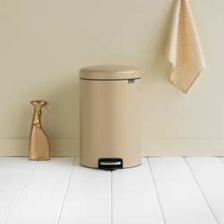 Мусорный бак с педалью newIcon 20л Brabantia Минерально-золотой