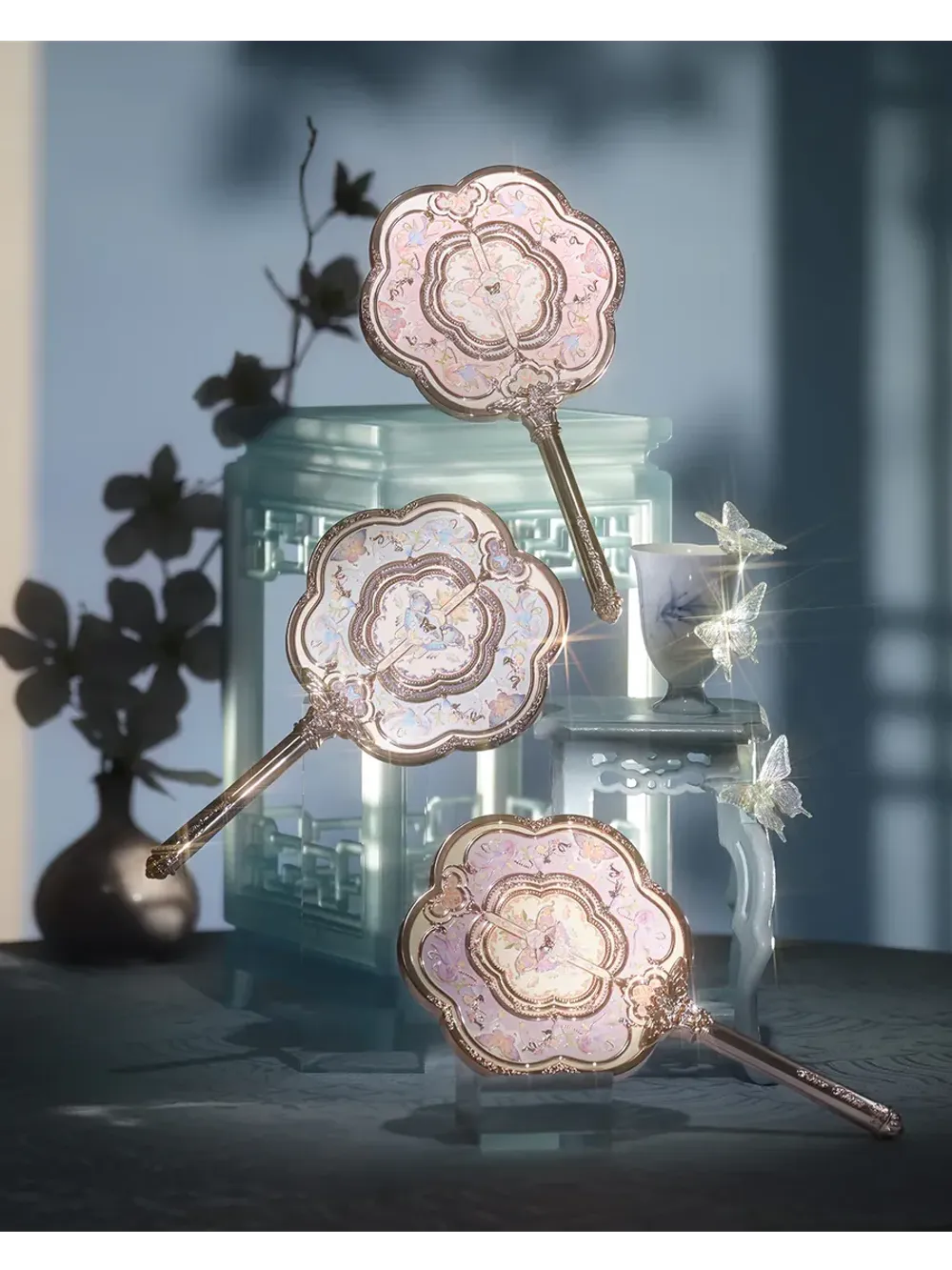 Ручное зеркало Flower Knows Butterfly Cloud Collar Hand Mirror - Hibiscus Lilac