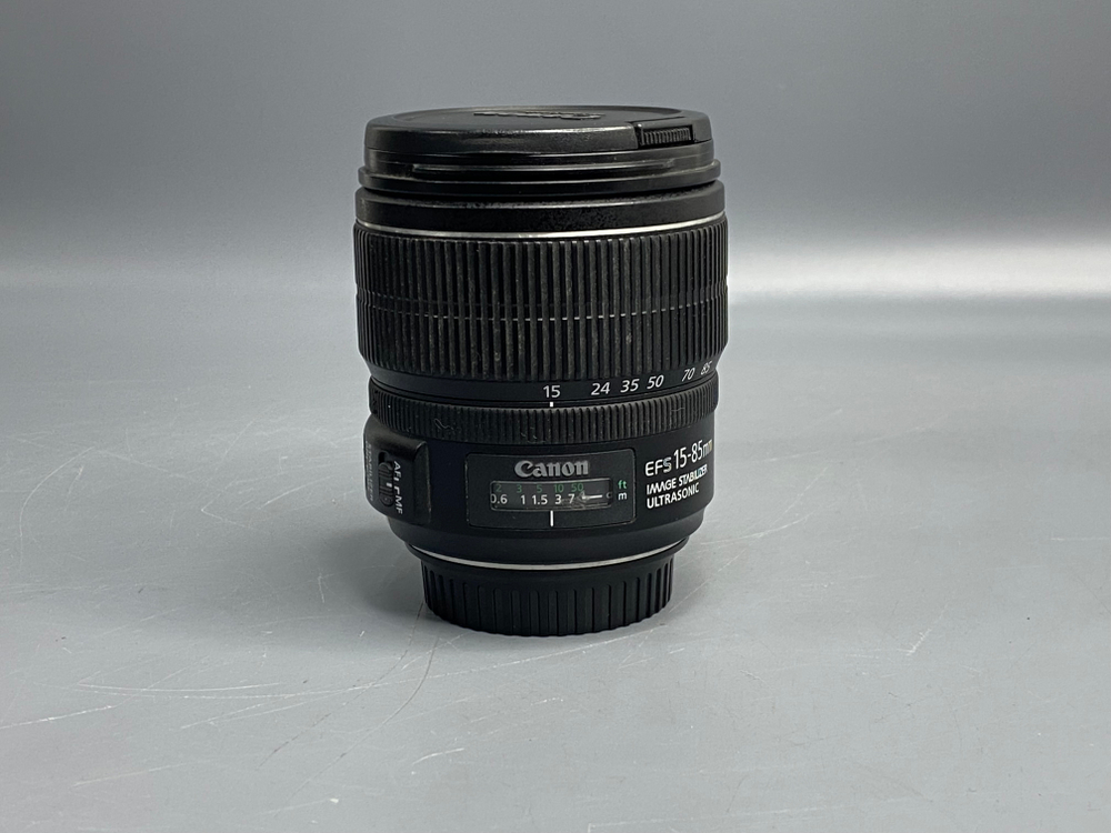 Canon EF-S 15-85mm f/3.5-5.6 IS USM